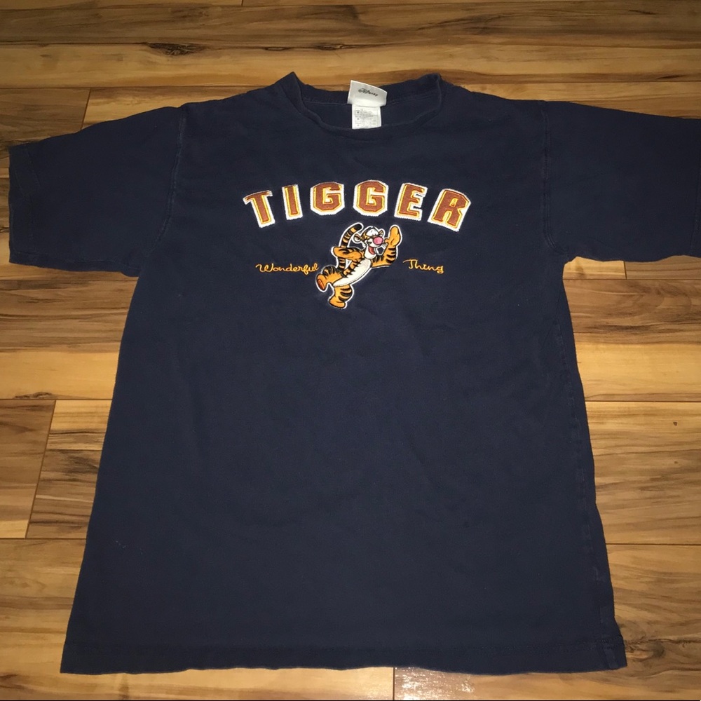 Vintage Disney , Tigger shirt🌿